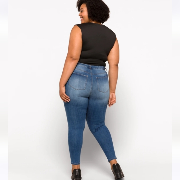 Plus Skinny Jeans Size 22 - Picture 4 of 8